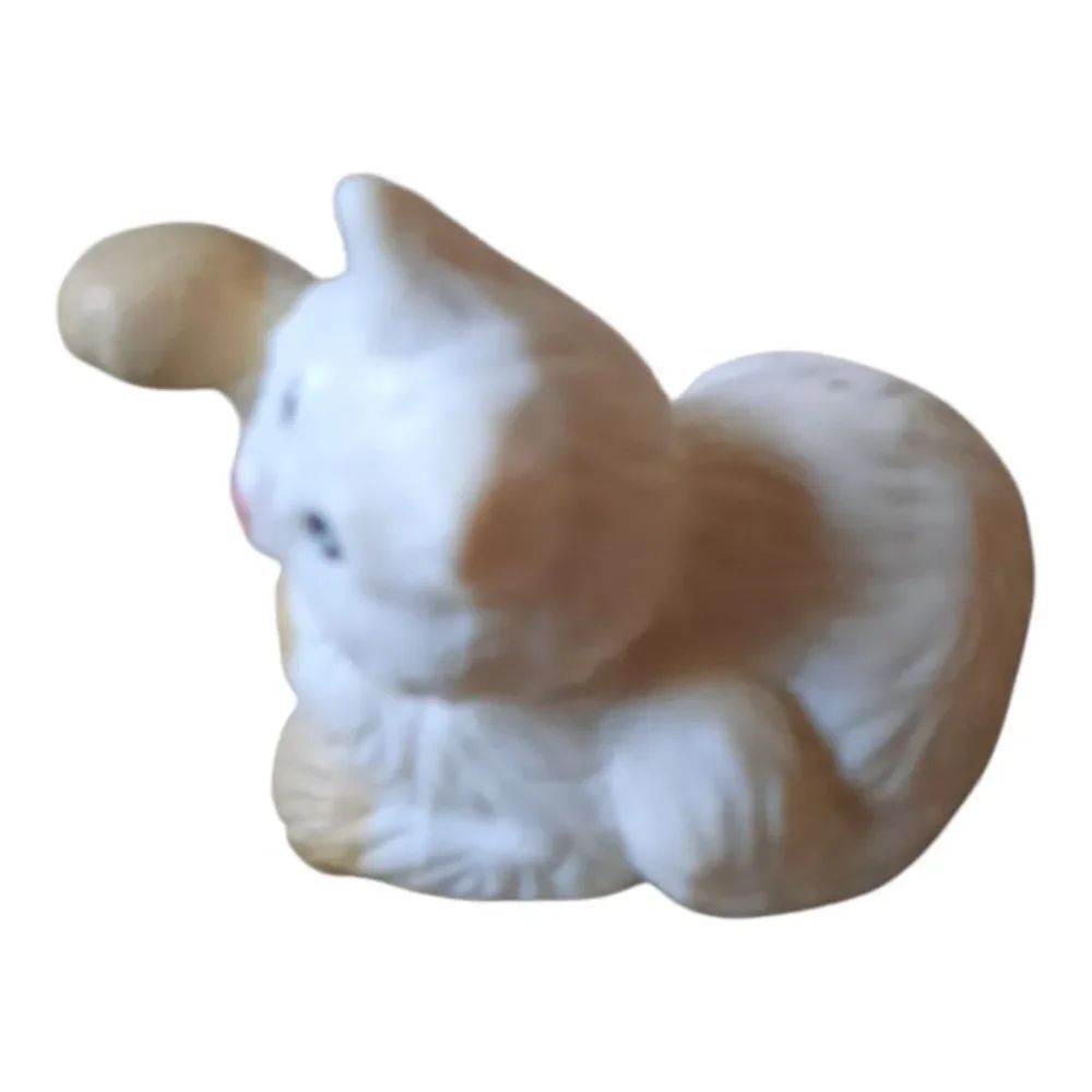 Adorable Cream and Tan Ceramic Cat Figurine